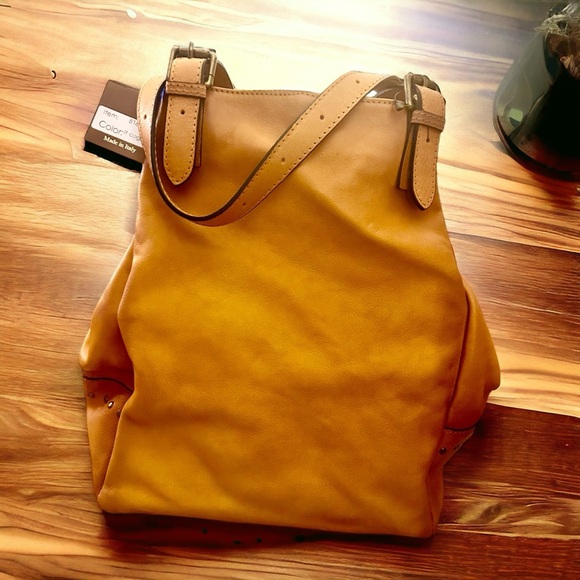 PATRISI ITALIAN LEATHER shoulder bag quality crafted with exquisite hardware. - Picture 13 of 14